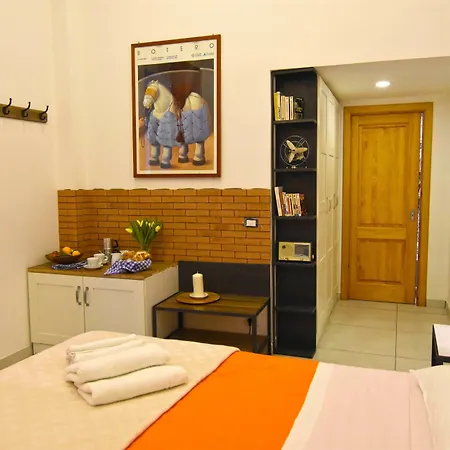 Ninarella Bed & Breakfast 4*