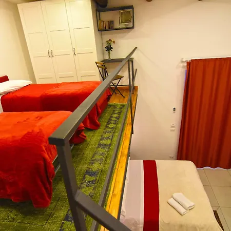 Nocleg ze śniadaniem Ninarella 4*